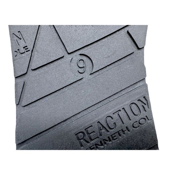 Kenneth Cole Reaction Burgundy Velvet Flats w/ Rhinestone Strap Size 9 NWOB - Picture 6 of 7